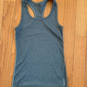 Women’s tank top.